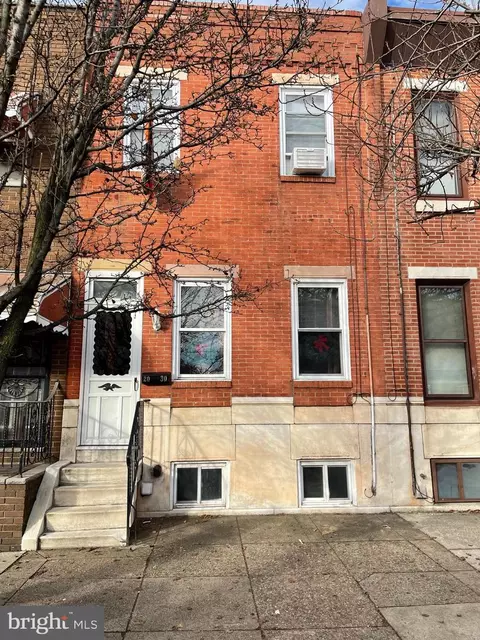 2030 S 2nd St, Philadelphia, PA 19148