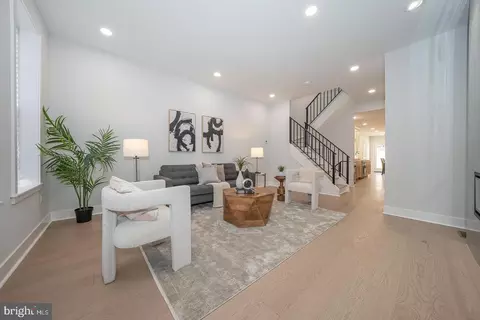 1612 S 15th St, Philadelphia, PA 19145