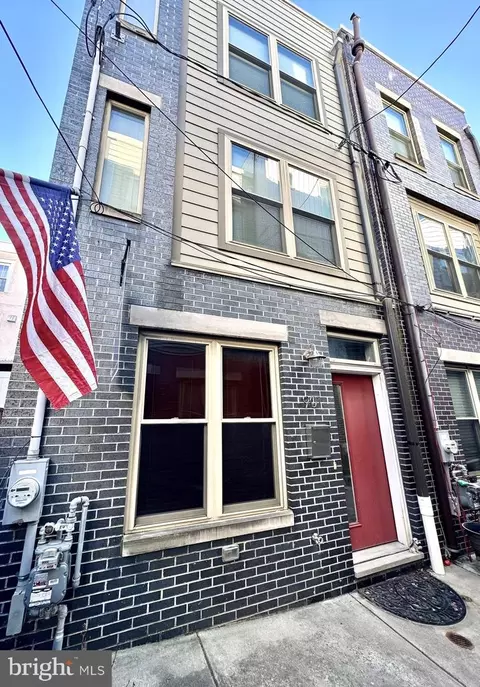 901 S Schell St, Philadelphia, PA 19147