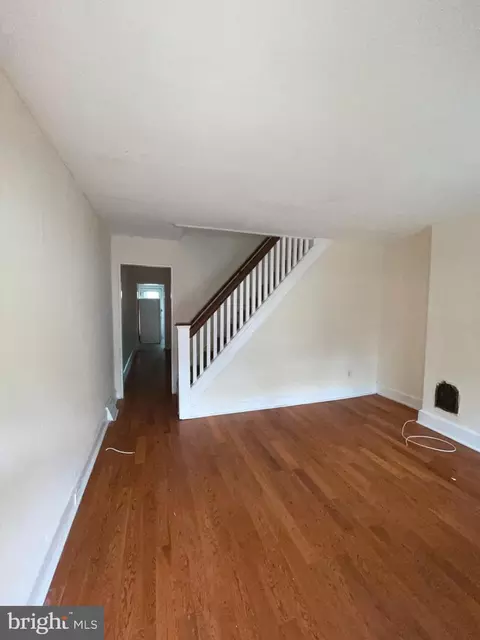 5927 N Beechwood St, Philadelphia, PA 19138