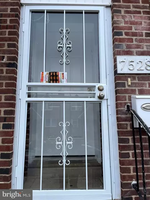 7528 Beverly Rd, Philadelphia, PA 19138