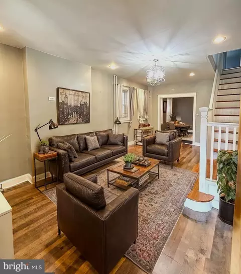 6606 Keystone St, Philadelphia, PA 19135