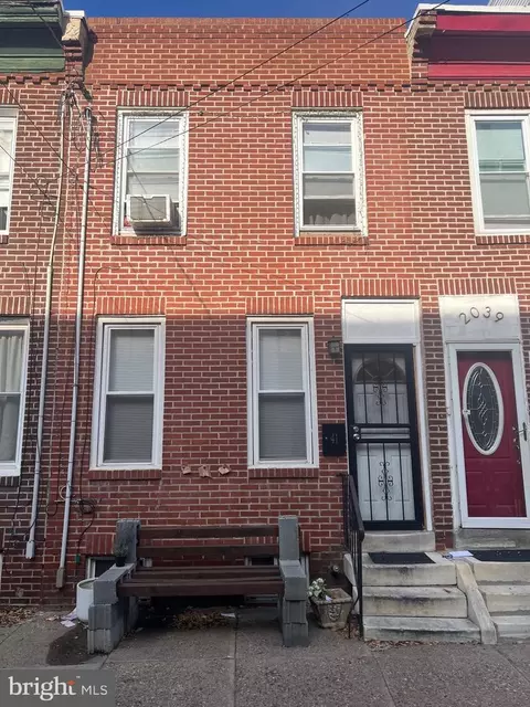 2041 Gerritt St, Philadelphia, PA 19146