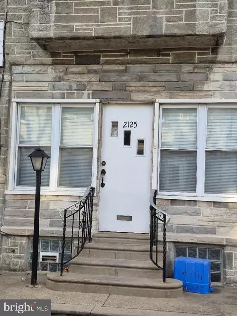 2125 S Woodstock St, Philadelphia, PA 19145