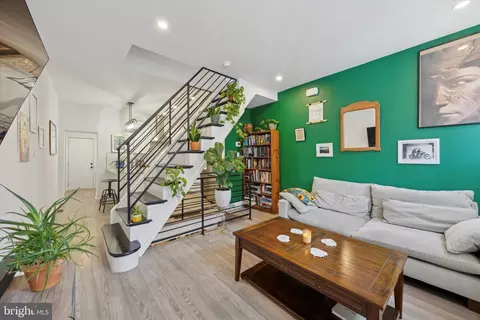 1831 N Mutter St, Philadelphia, PA 19122