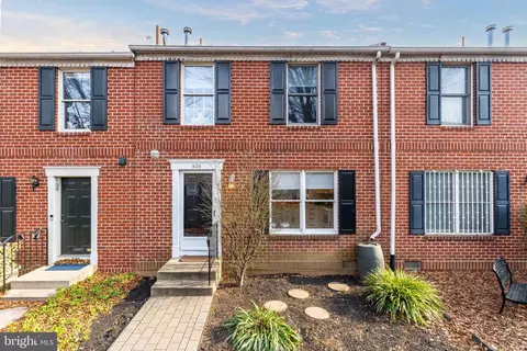836 N Orianna St, Philadelphia, PA 19123