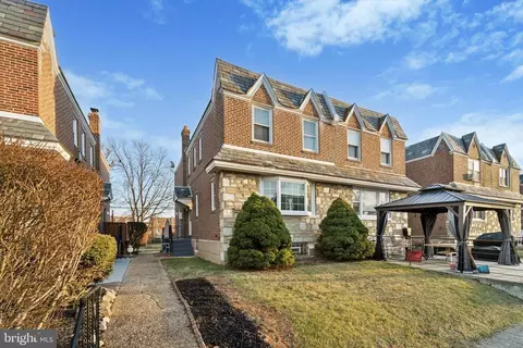 7047 Dorcas St, Philadelphia, PA 19111