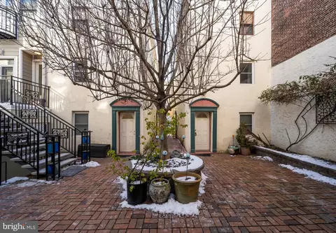 1227 Shackamaxon St #6, Philadelphia, PA 19125