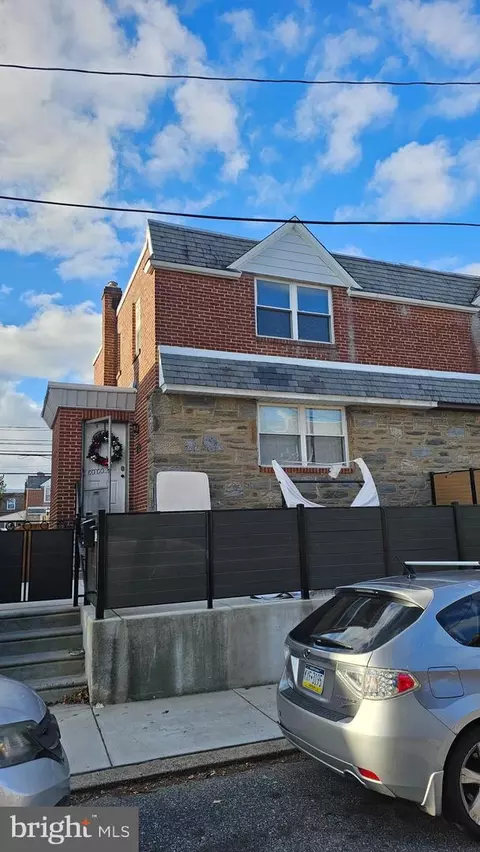 1230 Hale St, Philadelphia, PA 19111