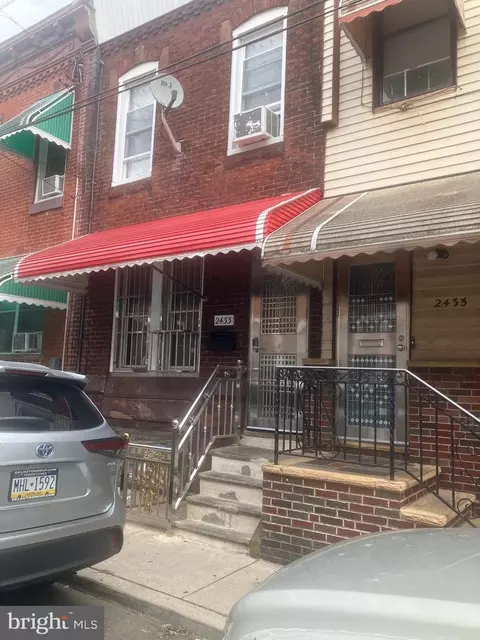 2433 S Fairhill St, Philadelphia, PA 19148