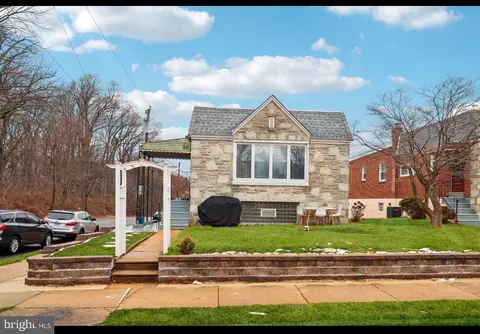 8800 Lister St, Philadelphia, PA 19152