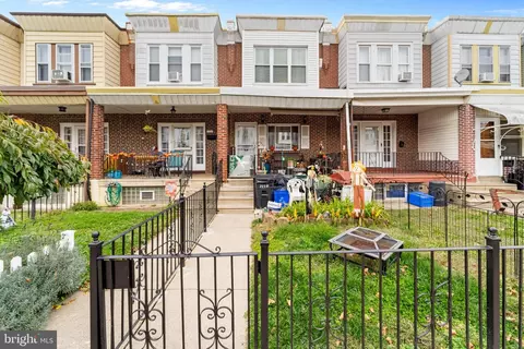 7118 Montague St, Philadelphia, PA 19135