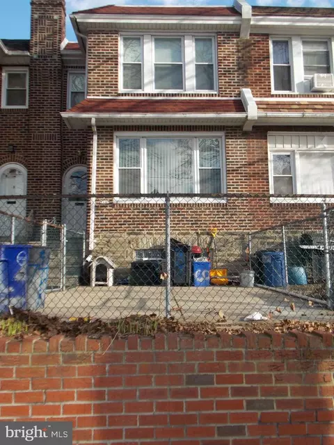 7147 Cottage St, Philadelphia, PA 19135