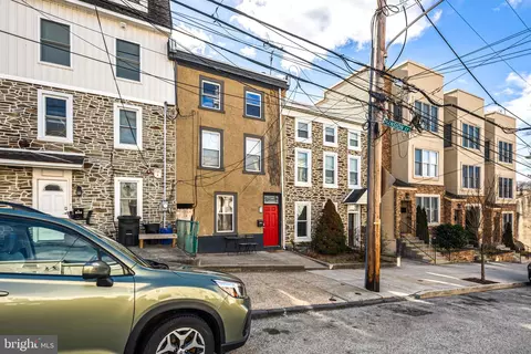 159 Levering St, Philadelphia, PA 19127