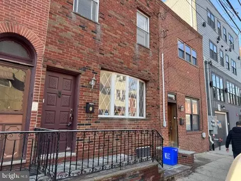 1122 S 7th St, Philadelphia, PA 19147