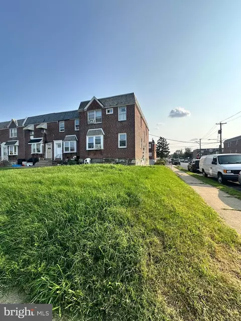 2200 Glenview St, Philadelphia, PA 19149