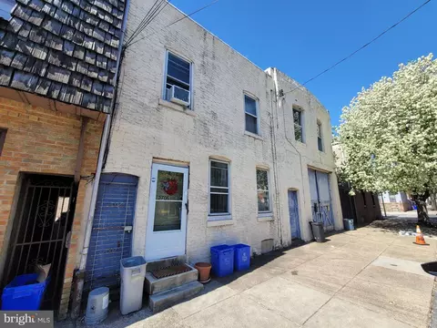 2706 E Monmouth St, Philadelphia, PA 19134