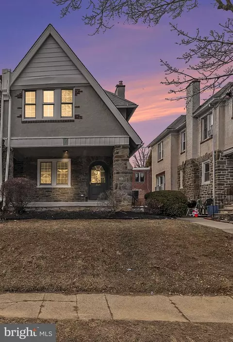 615 E Allens Ln, Philadelphia, PA 19119