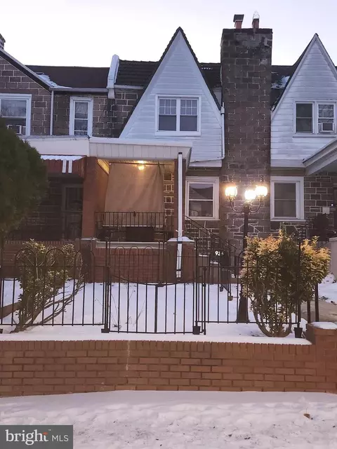 936 Flanders Rd, Philadelphia, PA 19151