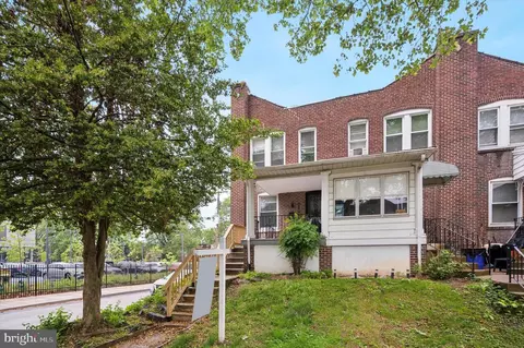 900 Atwood Rd, Philadelphia, PA 19151