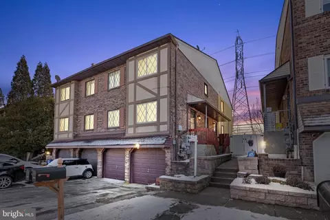 15129 Beverly Dr, Philadelphia, PA 19116