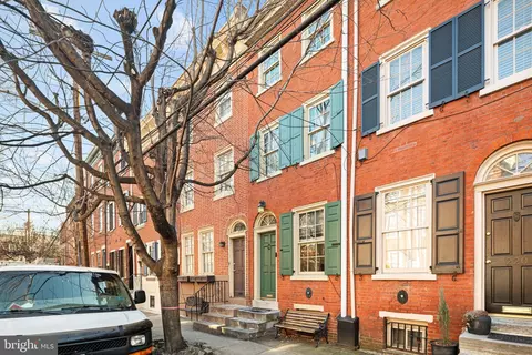 218 Monroe St, Philadelphia, PA 19147