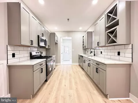 1344 N Alden St, Philadelphia, PA 19131