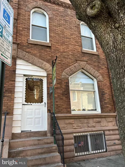 2426 S 15th St, Philadelphia, PA 19145
