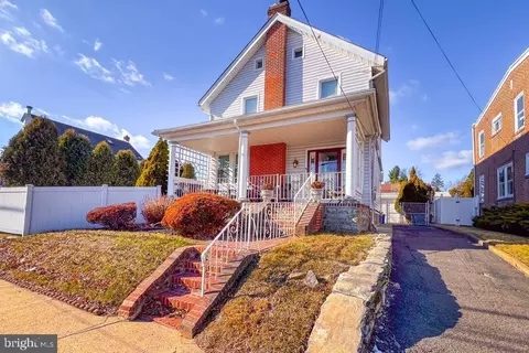 7944 Loretto Ave, Philadelphia, PA 19111