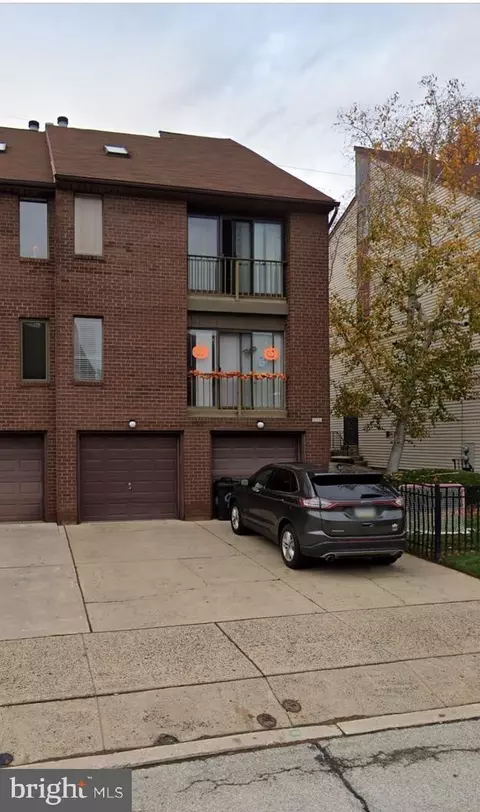 9558 James St #A, Philadelphia, PA 19114