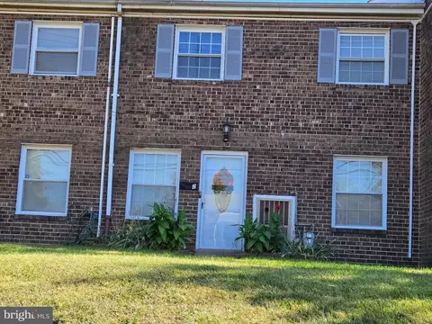 12135 Academy Rd #2, Philadelphia, PA 19154