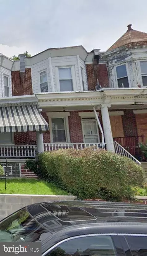 5233 N Warnock St, Philadelphia, PA 19141