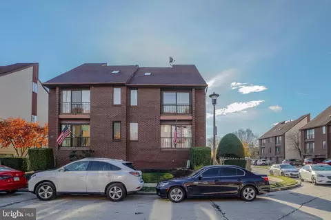 9523 James St #1B, Philadelphia, PA 19114