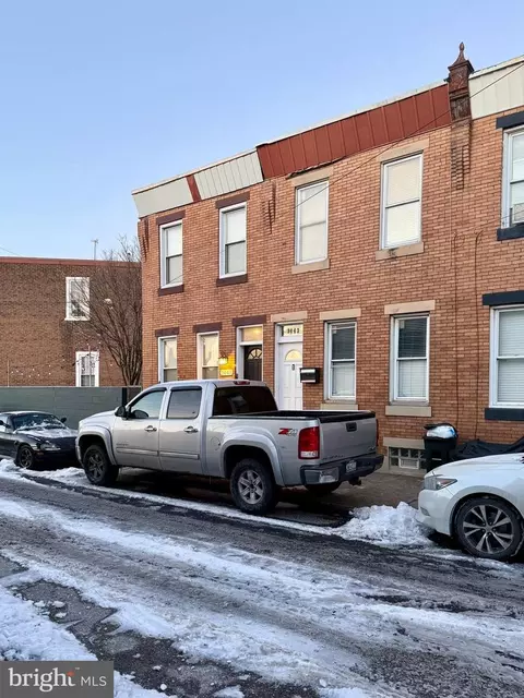 2443 E Oakdale St, Philadelphia, PA 19125