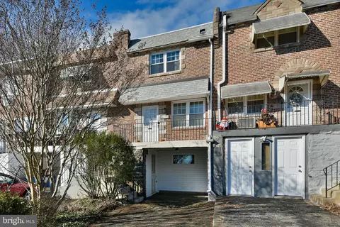 6038 Newtown Ave, Philadelphia, PA 19111