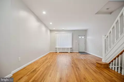 2428 S Chadwick St, Philadelphia, PA 19145