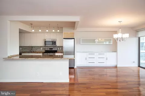2401 Pennsylvania Ave #10C50, Philadelphia, PA 19130