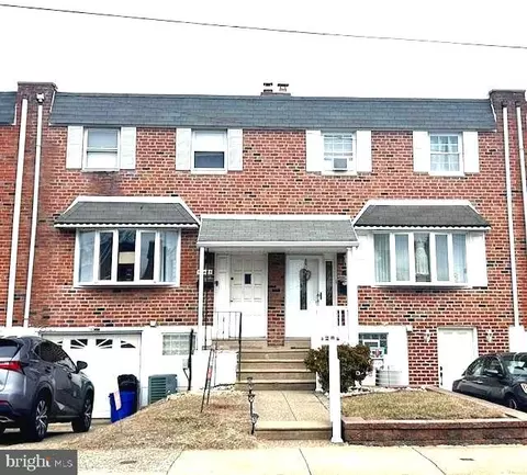 12405 Sweet Briar Rd, Philadelphia, PA 19154
