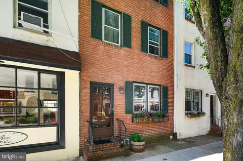 1702 Lombard St, Philadelphia, PA 19146