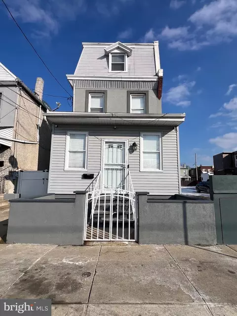 1955 Wakeling St, Philadelphia, PA 19124