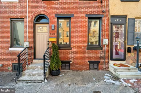 2414 E Firth St, Philadelphia, PA 19125