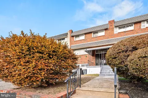 1213 W Jefferson St, Philadelphia, PA 19122