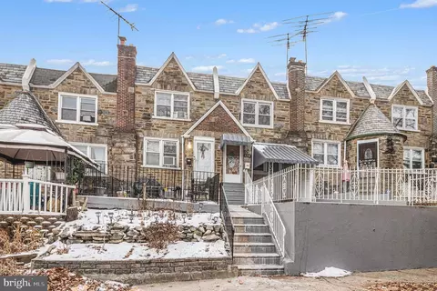 5240 D St, Philadelphia, PA 19120
