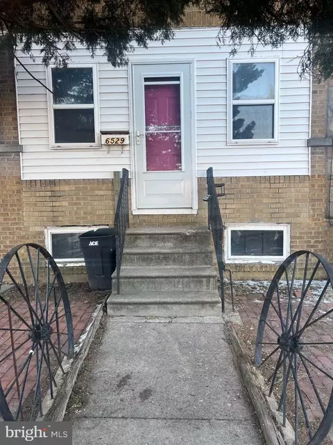 6529 Edmund St, Philadelphia, PA 19135