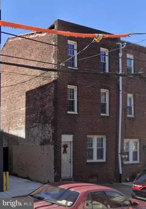8 E Jefferson St, Philadelphia, PA 19125