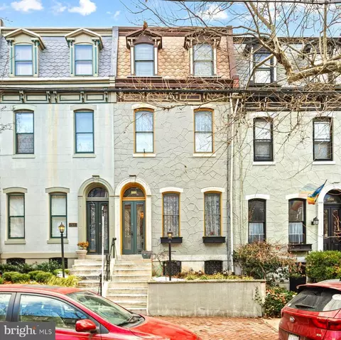 2532 Aspen St, Philadelphia, PA 19130
