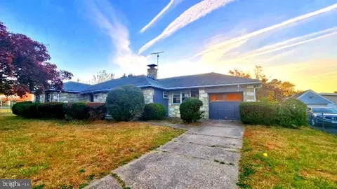 1038-1036 E Mount Pleasant Ave, Philadelphia, PA 19150