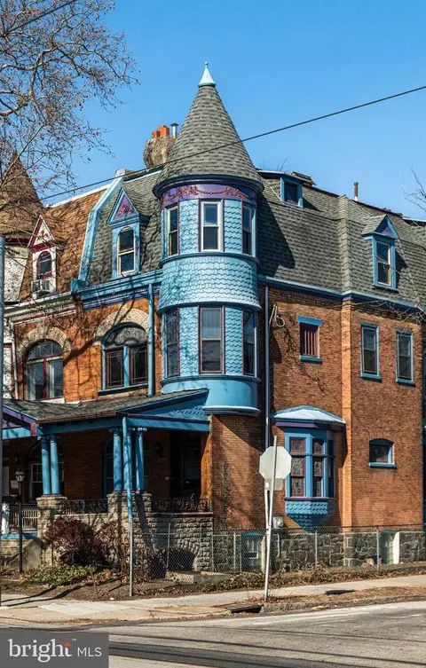 835 S 49th St, Philadelphia, PA 19143
