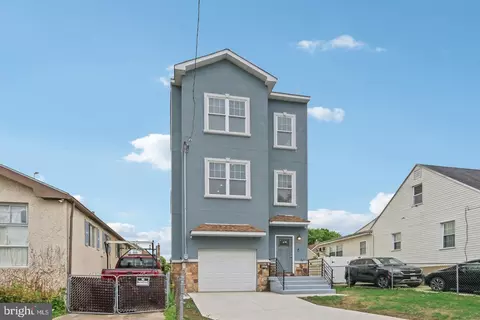9321 Glenloch St, Philadelphia, PA 19114