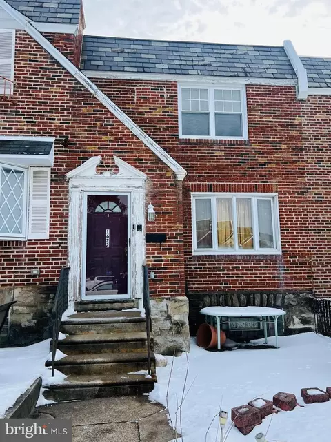 1622 Middleton St, Philadelphia, PA 19138